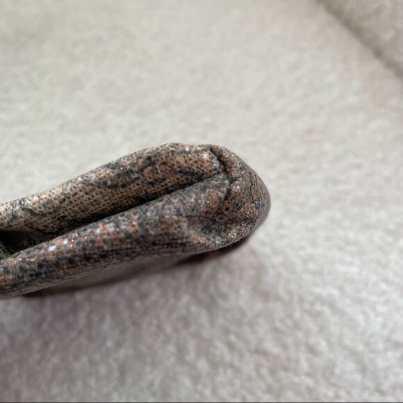 Roberto Cavalli Animal Print Coin Purse Clamshell Opening Kiss Lock Closure - Picture 8 of 11